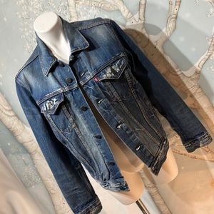 Levi’s Trucker Jacket